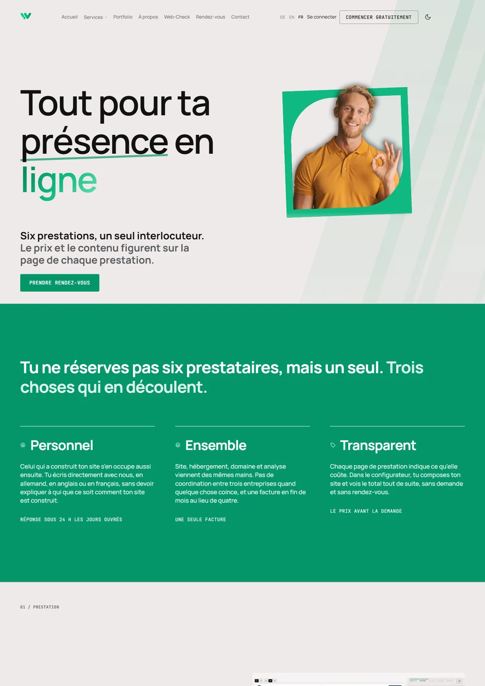 La page services de Weblio intitulée "tout pour ta présence en ligne", avec un homme en polo orange qui fait un signe okay